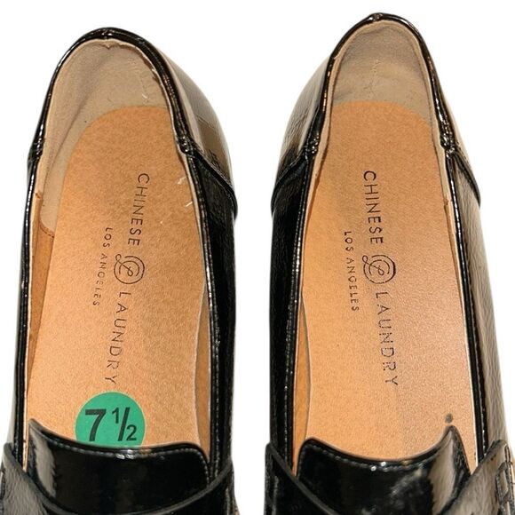Chinese Laundry Black Slip on Shoes(Size 7.5) - Picture 6 of 7